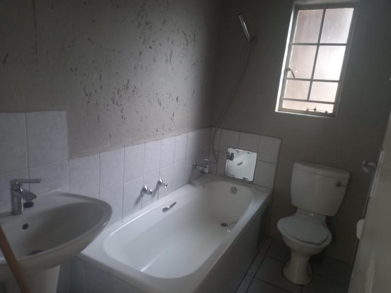 To Let 2 Bedroom Property for Rent in Georginia Gauteng