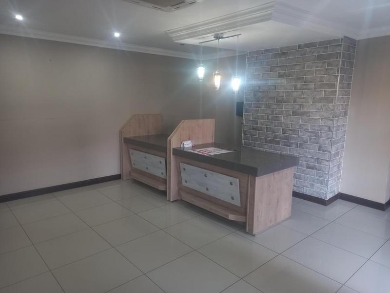 To Let commercial Property for Rent in Ontdekkerspark Gauteng