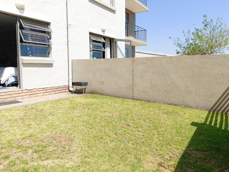 1 Bedroom Property for Sale in Dainfern Gauteng