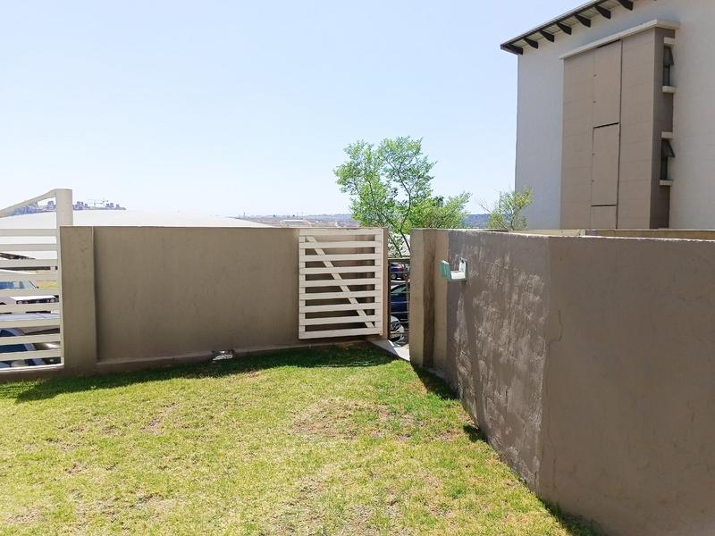 1 Bedroom Property for Sale in Dainfern Gauteng