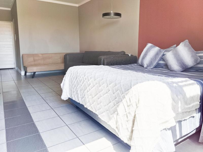 1 Bedroom Property for Sale in Dainfern Gauteng