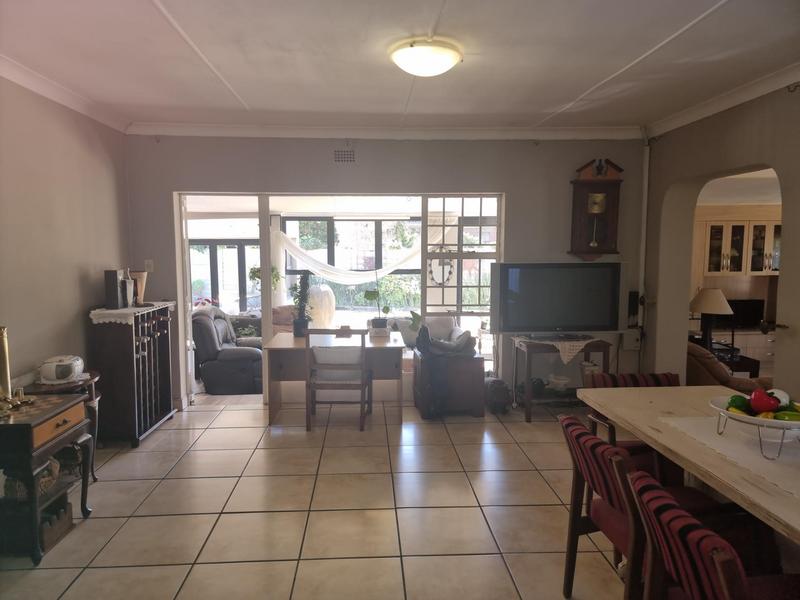 3 Bedroom Property for Sale in Hurlyvale Gauteng