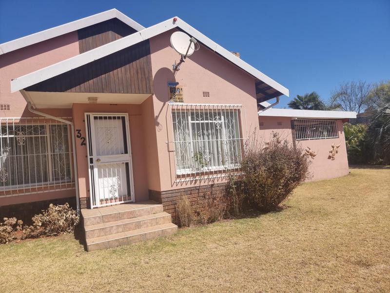 3 Bedroom Property for Sale in Edenvale Central Gauteng