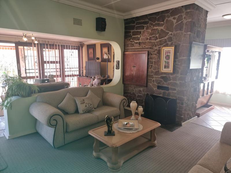 3 Bedroom Property for Sale in Edenvale Central Gauteng