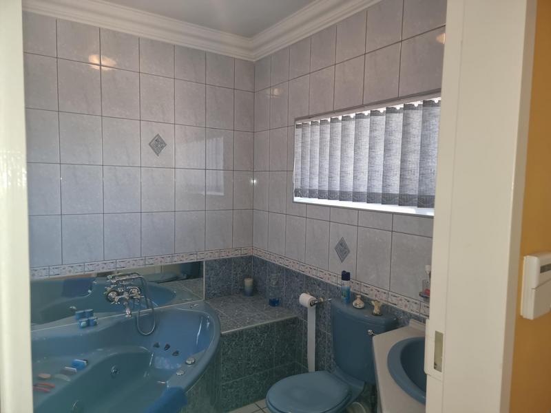 3 Bedroom Property for Sale in Edenvale Central Gauteng