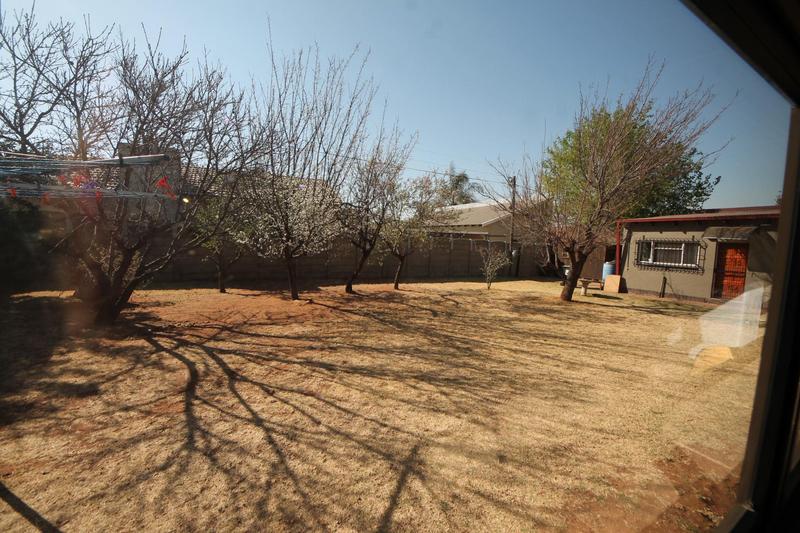 To Let 3 Bedroom Property for Rent in Elspark Gauteng