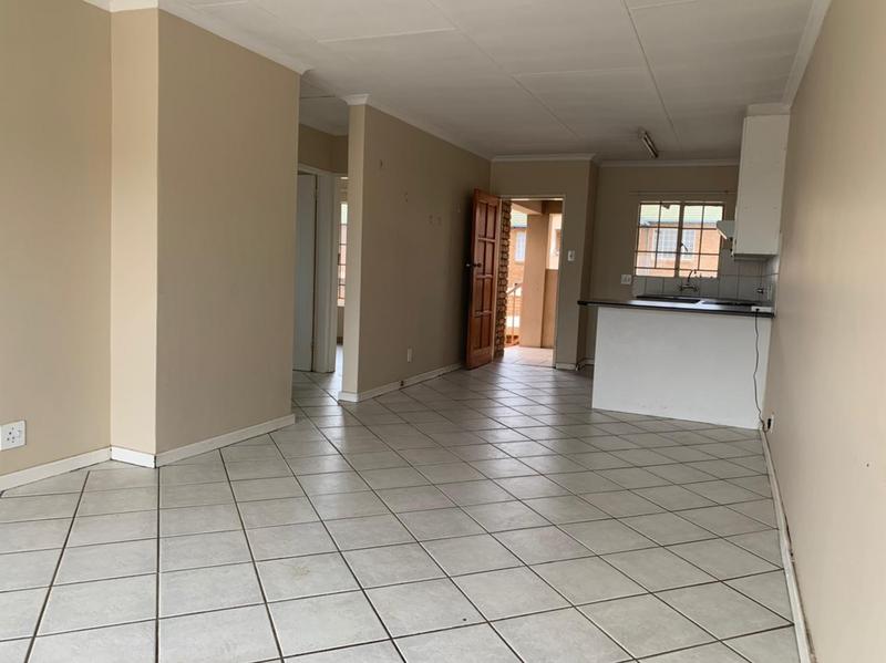 To Let 2 Bedroom Property for Rent in Amberfield Gauteng