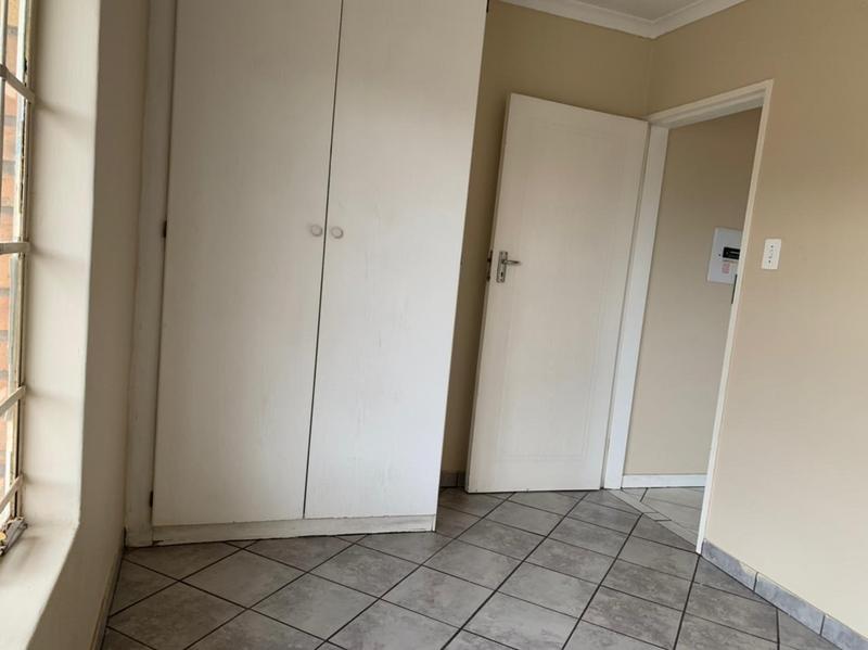 To Let 2 Bedroom Property for Rent in Amberfield Gauteng