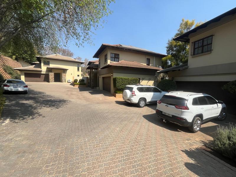 3 Bedroom Property for Sale in Waterkloof Ridge Gauteng