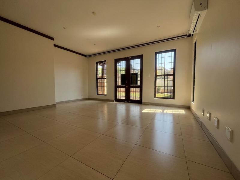 3 Bedroom Property for Sale in Waterkloof Ridge Gauteng