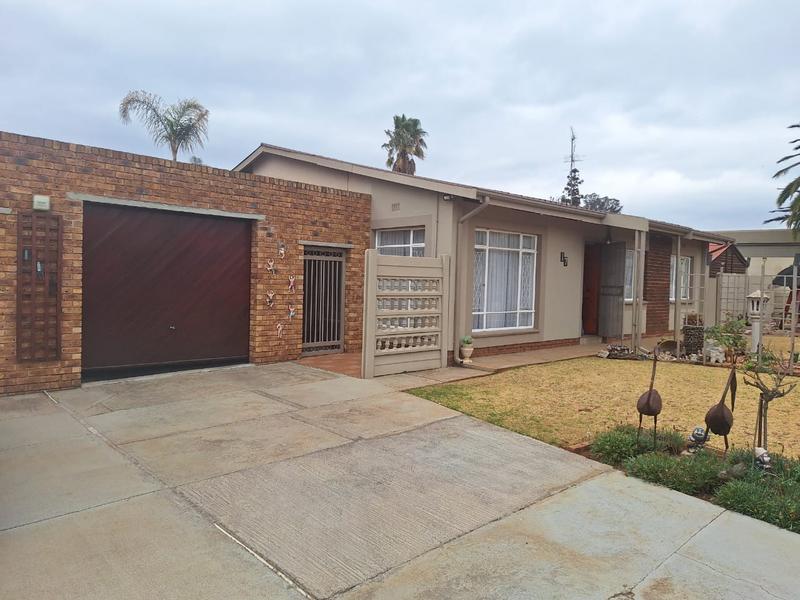 3 Bedroom Property for Sale in Edelweiss Gauteng