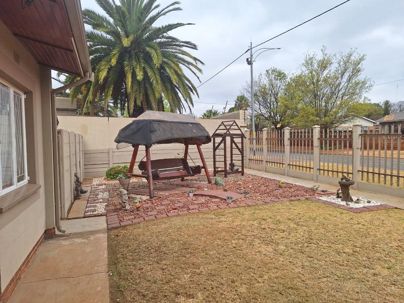 3 Bedroom Property for Sale in Edelweiss Gauteng