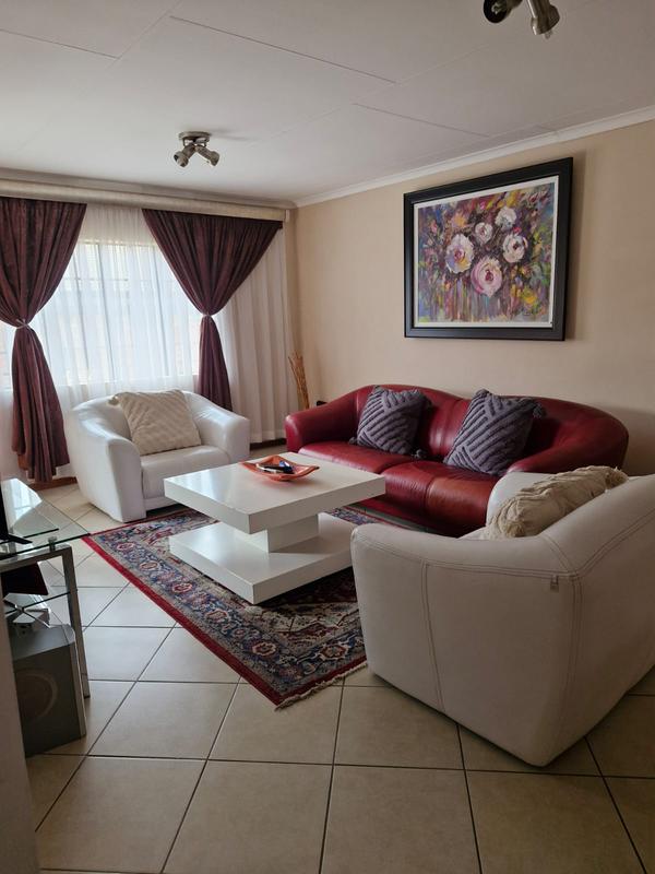 To Let 3 Bedroom Property for Rent in Noordwyk Gauteng