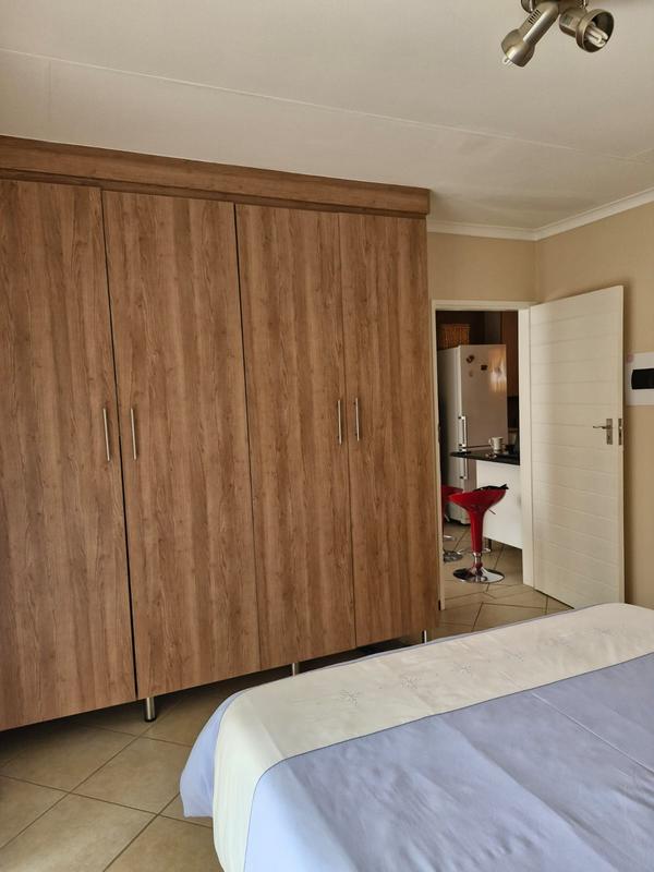 To Let 3 Bedroom Property for Rent in Noordwyk Gauteng