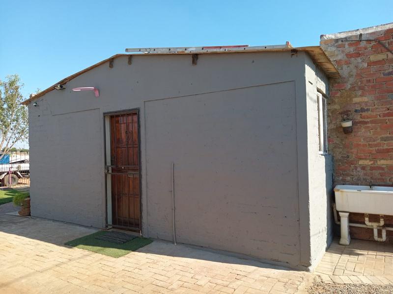 3 Bedroom Property for Sale in Boitumelo Gauteng