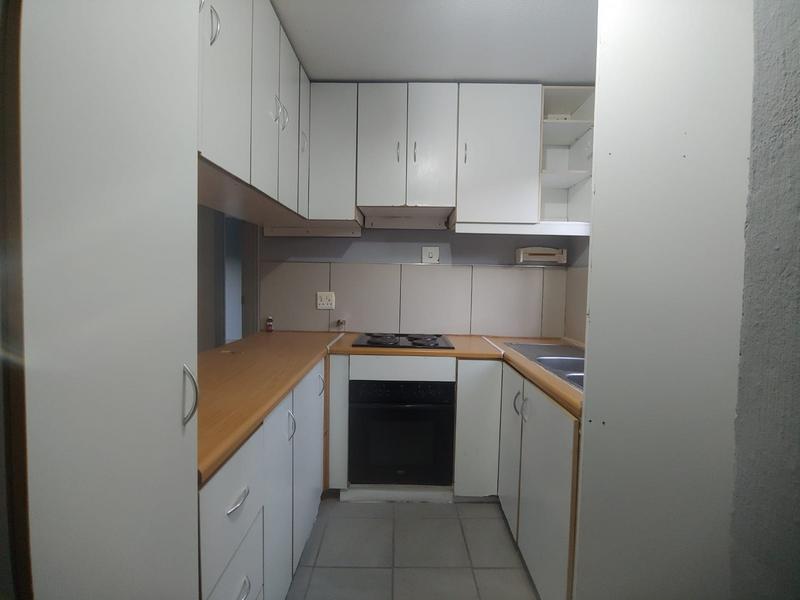 To Let 2 Bedroom Property for Rent in Radiokop Gauteng