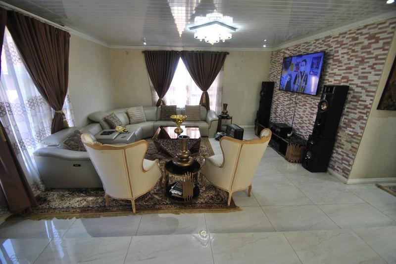 4 Bedroom Property for Sale in Ohenimuri Gauteng