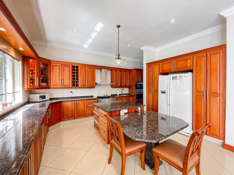 5 Bedroom Property for Sale in Midstream Estate Gauteng