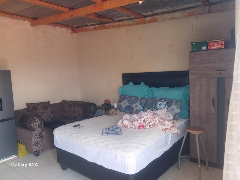 3 Bedroom Property for Sale in Zonkezizwe Gauteng