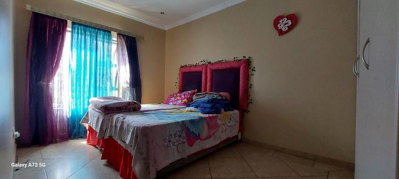 4 Bedroom Property for Sale in Amandasig Gauteng