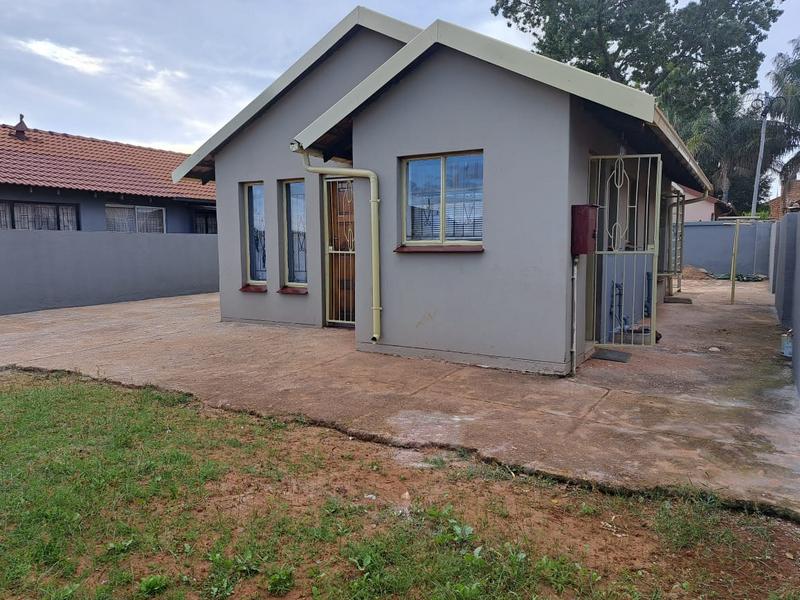 2 Bedroom Property for Sale in Soshanguve XX Gauteng