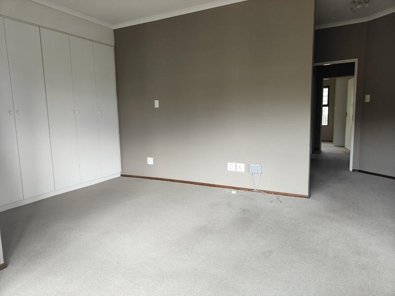 2 Bedroom Property for Sale in Bryanston Gauteng