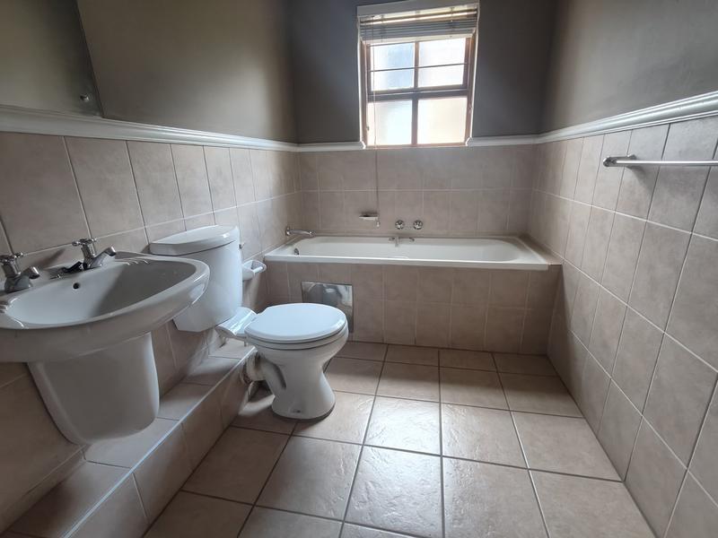 2 Bedroom Property for Sale in Bryanston Gauteng