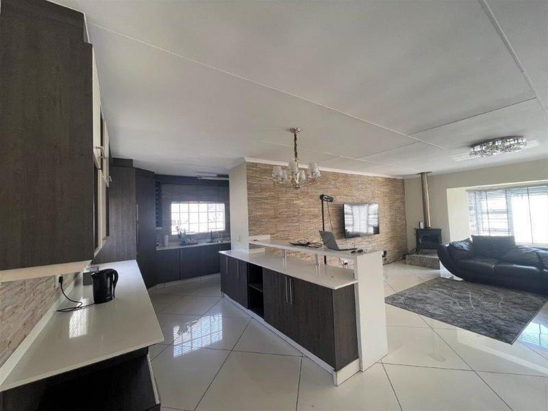 4 Bedroom Property for Sale in Union Gauteng