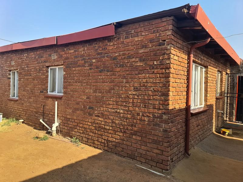 2 Bedroom Property for Sale in Orange Farm Gauteng