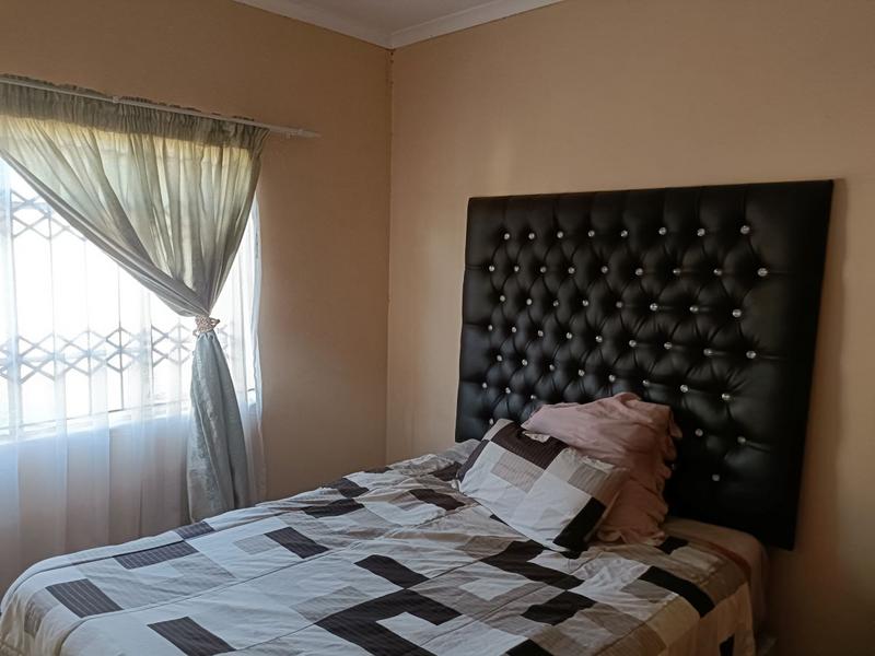 4 Bedroom Property for Sale in Vanderbijlpark CW Gauteng