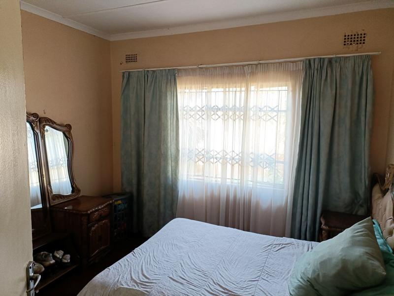 4 Bedroom Property for Sale in Vanderbijlpark CW Gauteng