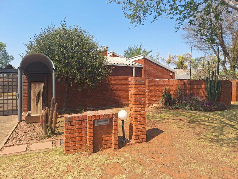 4 Bedroom Property for Sale in Presidents Dam Gauteng