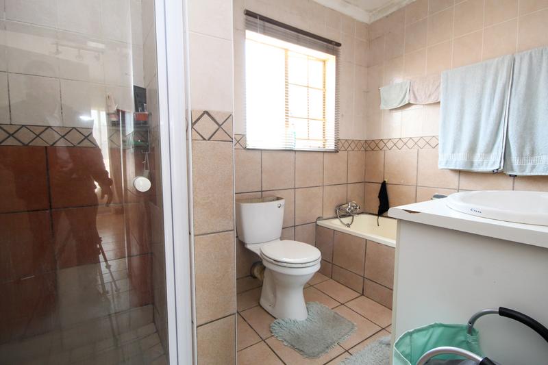 3 Bedroom Property for Sale in Thatchfield Gauteng