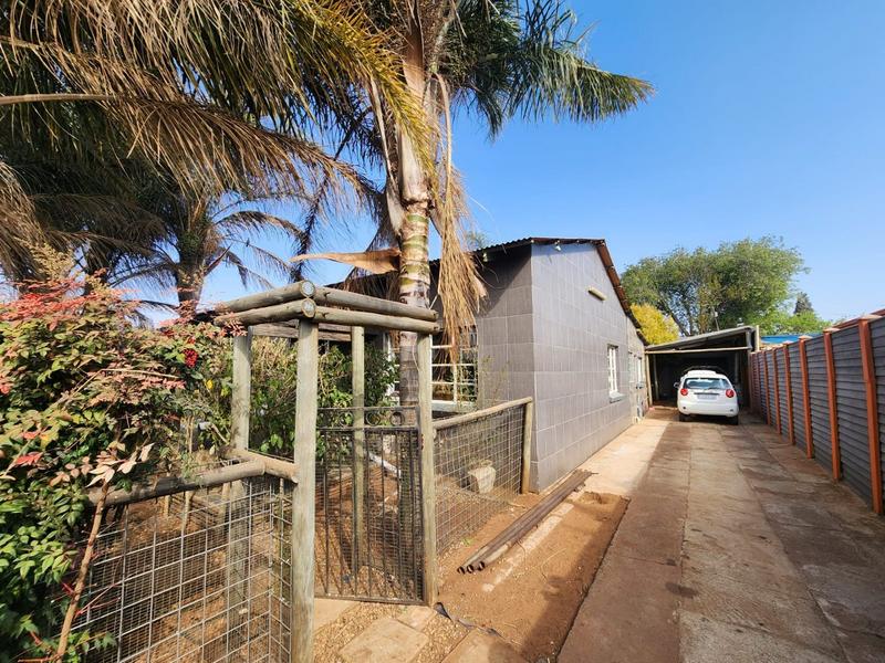 To Let 2 Bedroom Property for Rent in Randgate Gauteng