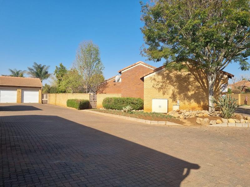 3 Bedroom Property for Sale in Equestria Gauteng