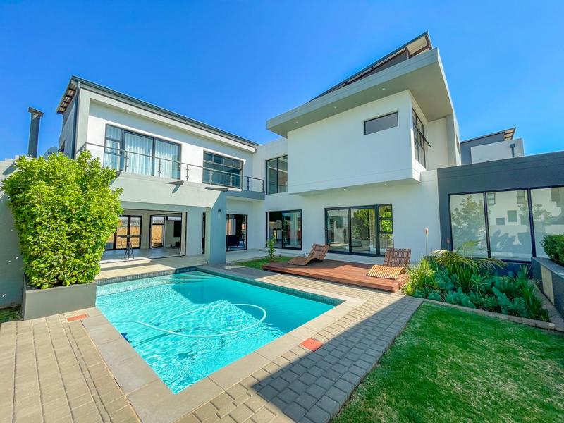 5 Bedroom Property for Sale in Midstream Ridge Gauteng