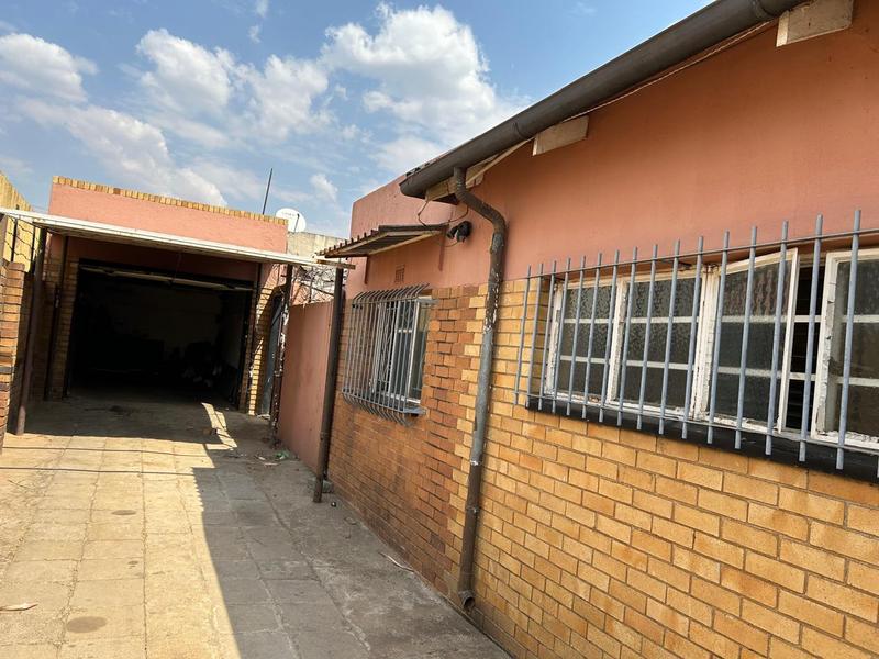 4 Bedroom Property for Sale in Rewlatch Gauteng