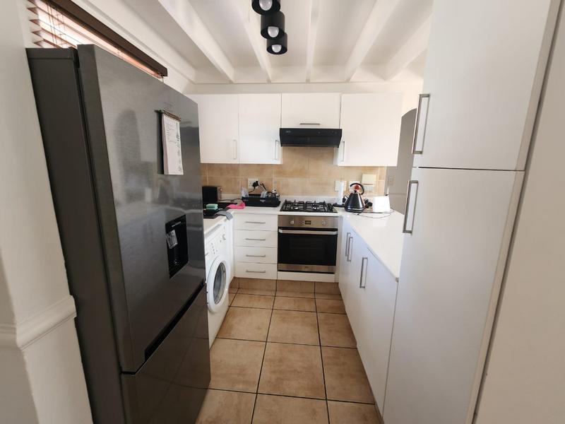 1 Bedroom Property for Sale in Sunninghill Gauteng