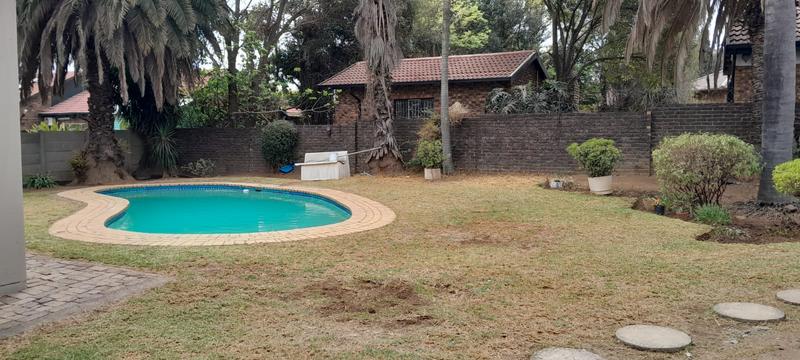 6 Bedroom Property for Sale in Norkem Park Gauteng