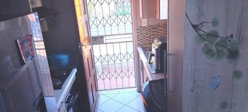 3 Bedroom Property for Sale in Rosslyn Gauteng