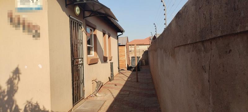 2 Bedroom Property for Sale in The Orchards Gauteng