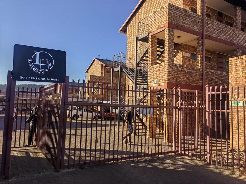 2 Bedroom Property for Sale in Lotus Gardens Gauteng