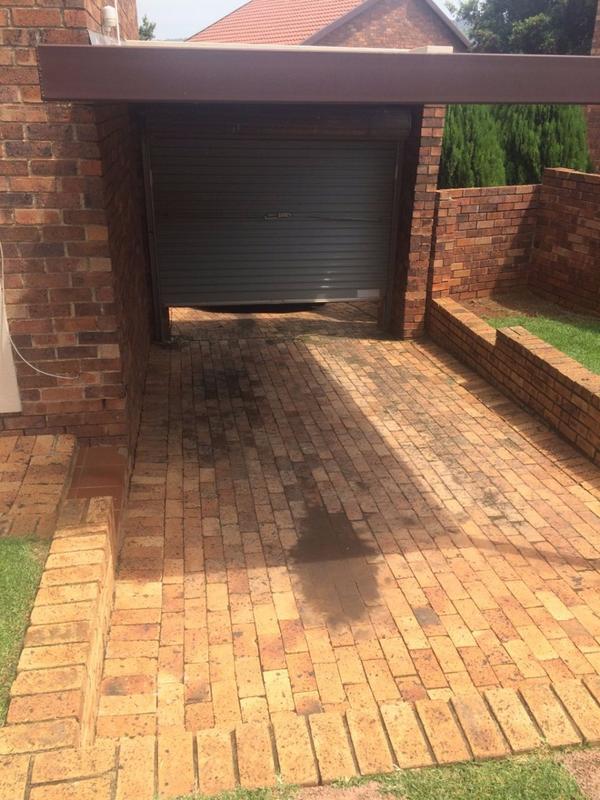 To Let 2 Bedroom Property for Rent in Wilgeheuwel Gauteng