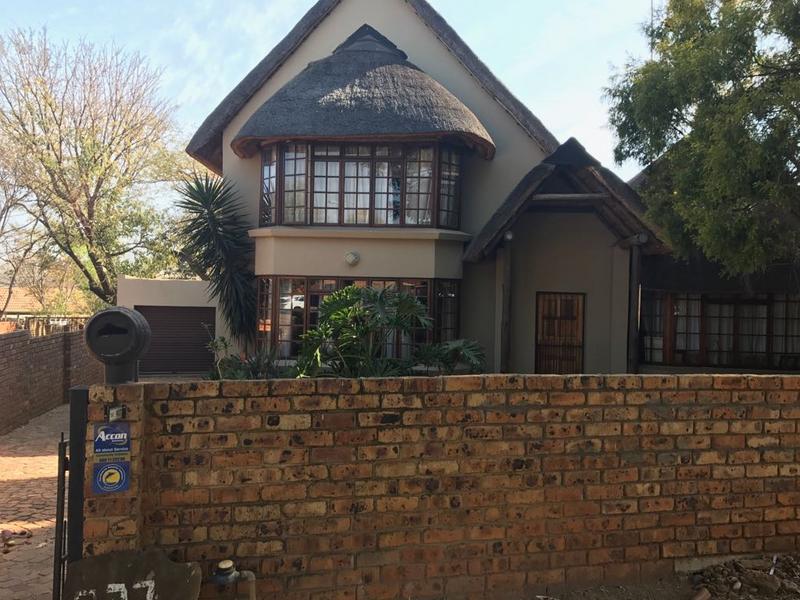 To Let 3 Bedroom Property for Rent in Garsfontein Gauteng