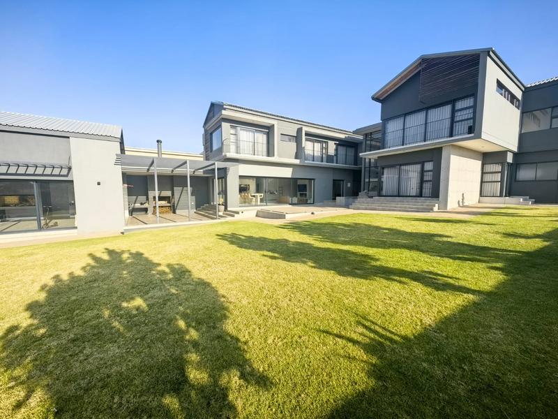 5 Bedroom Property for Sale in Midstream Ridge Gauteng