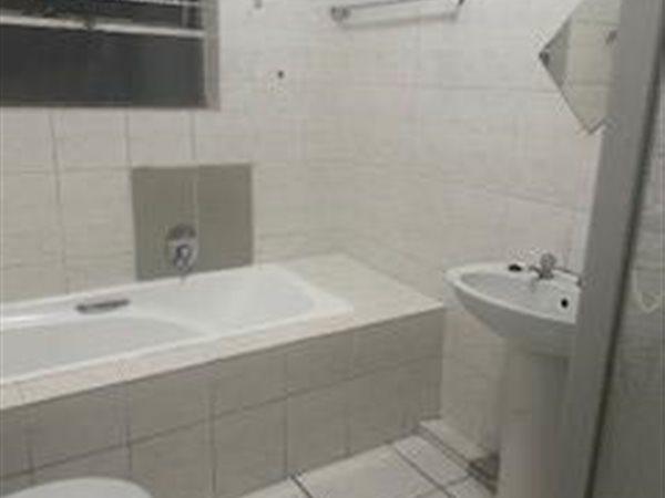 To Let 2 Bedroom Property for Rent in Vorna Valley Gauteng