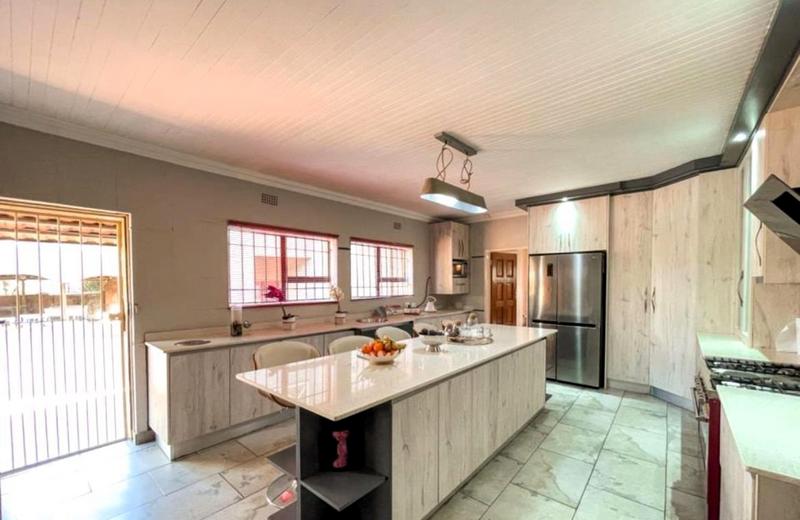 4 Bedroom Property for Sale in Sunward Park Gauteng