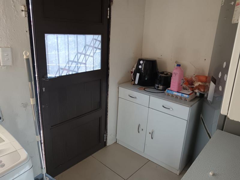 2 Bedroom Property for Sale in Fleurhof Gauteng