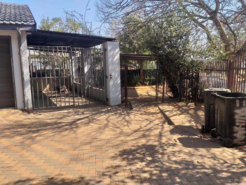 To Let 3 Bedroom Property for Rent in Elspark Gauteng