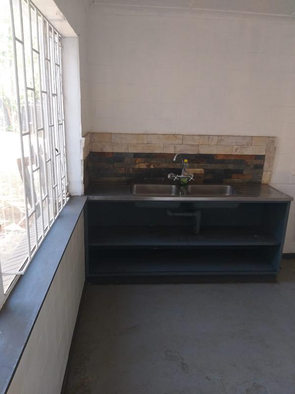 To Let 3 Bedroom Property for Rent in Elspark Gauteng